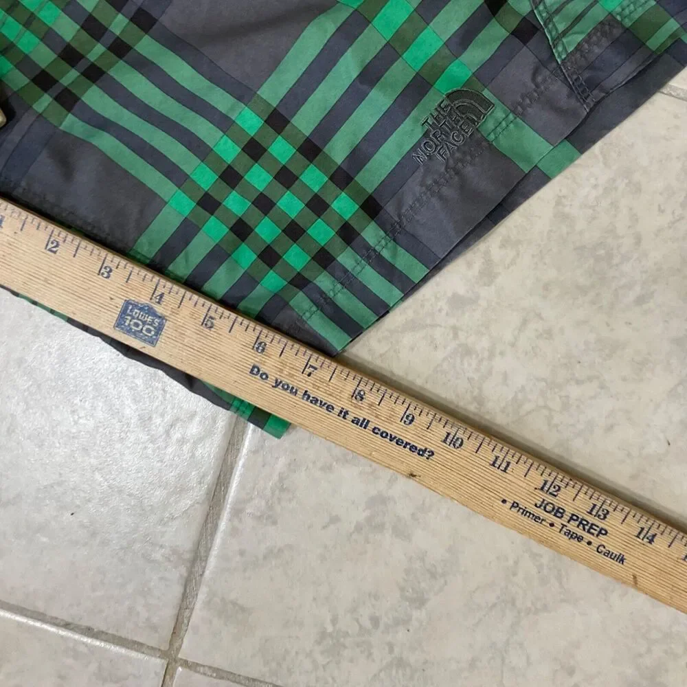 The North Face Men's M Green Plaid Hybrid Golf Swim Casual Shorts belted